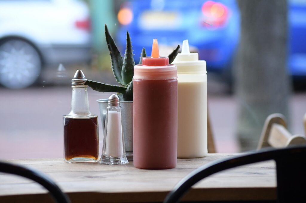 entdecken sie alles über mayonnaise: rezeptideen, herkunft, verschiedene geschmacksrichtungen und tipps zur richtigen zubereitung dieser beliebten sauce.